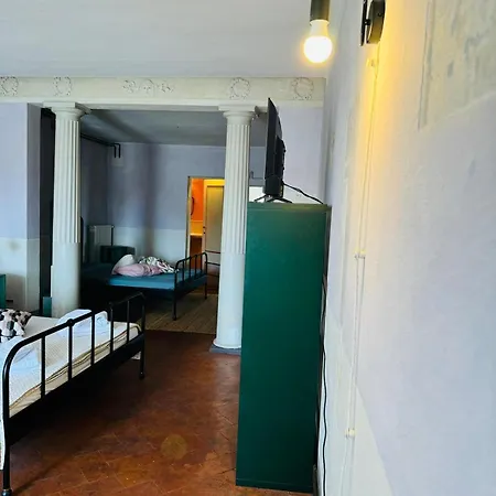 Mediceo 16 * Pisa
